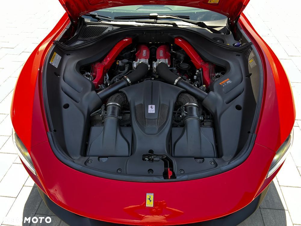 Ferrari Roma - 10