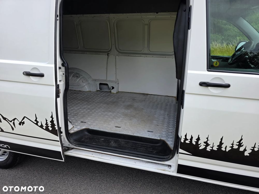 Volkswagen Transporter T5 LONG 4x4 4 MOTION - 18