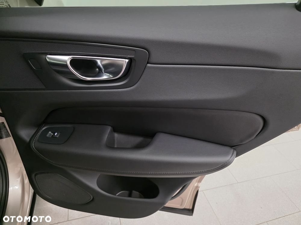 Volvo XC 60 B4 D Geartronic Inscription - 23