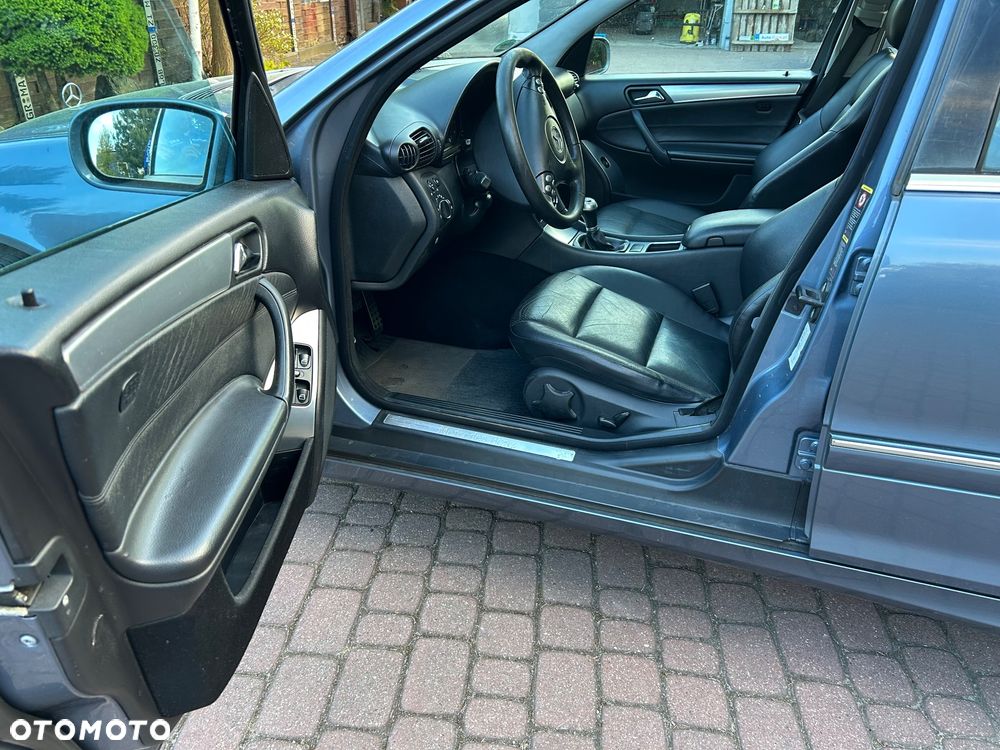 Mercedes-Benz Klasa C 200 Kompressor Avantgarde - 13