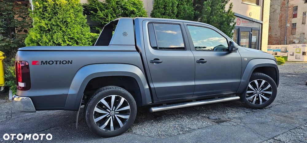 Volkswagen Amarok 3.0 V6 TDi 4MOTION Aventura - 2