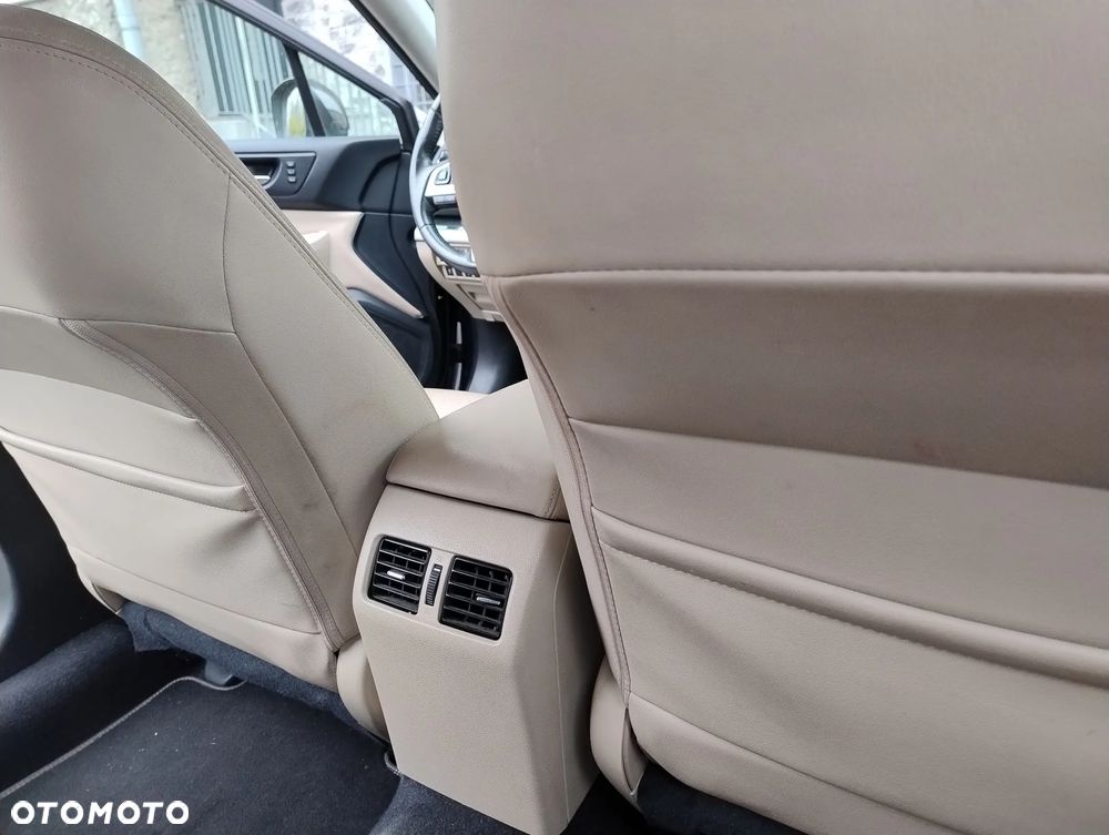 Subaru Outback 2.0D Exclusive Lineartronic - 27