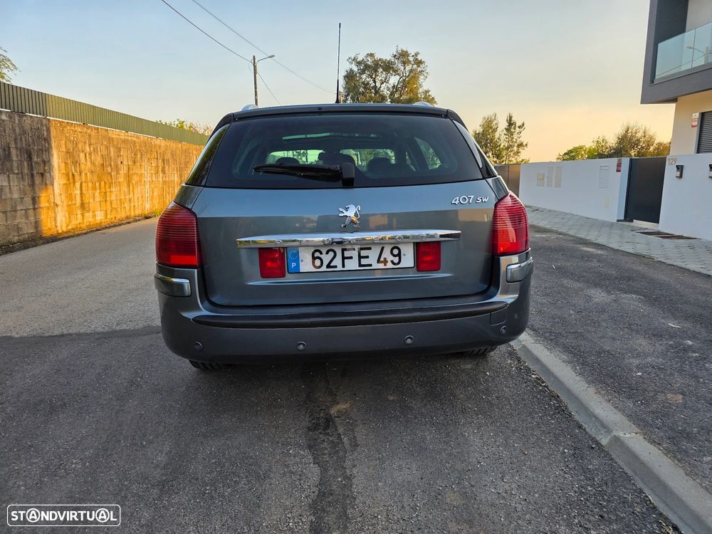Peugeot 407 SW 2.2 HDi Executive - 8