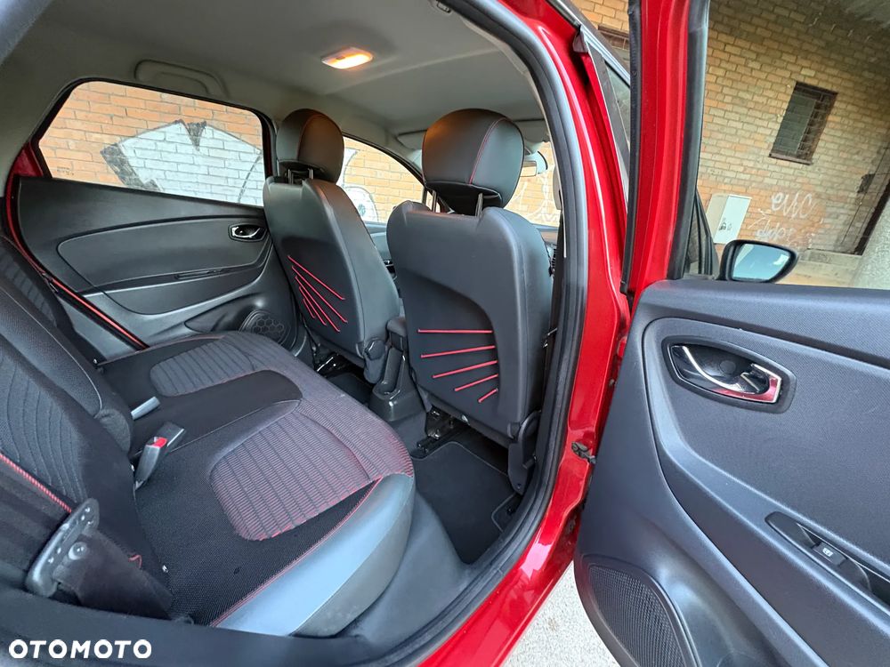 Renault Captur TCe 120 EDC Helly Hansen - 19