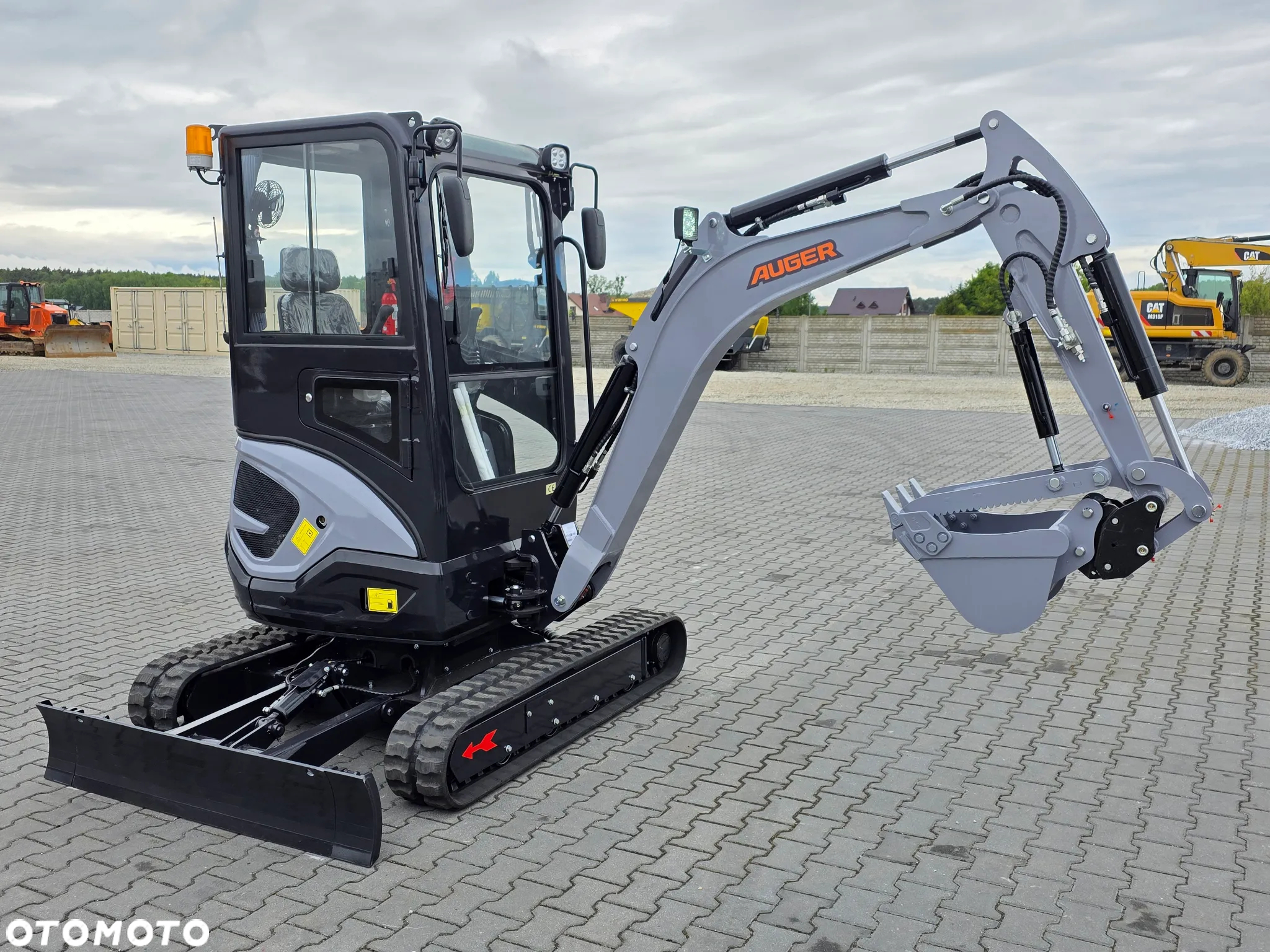 Inny NOWA MINIKOPARKA AUGER 25, WAGA 2100 KG, KUBOTA silnik - 32