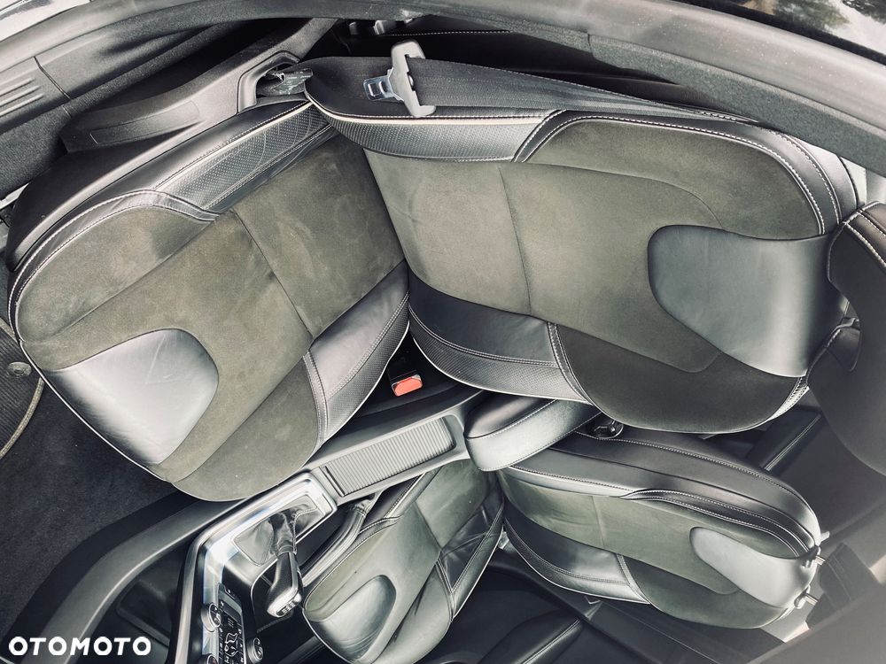 Volvo V40 D2 Drive-E R-Design Kinetic - 15