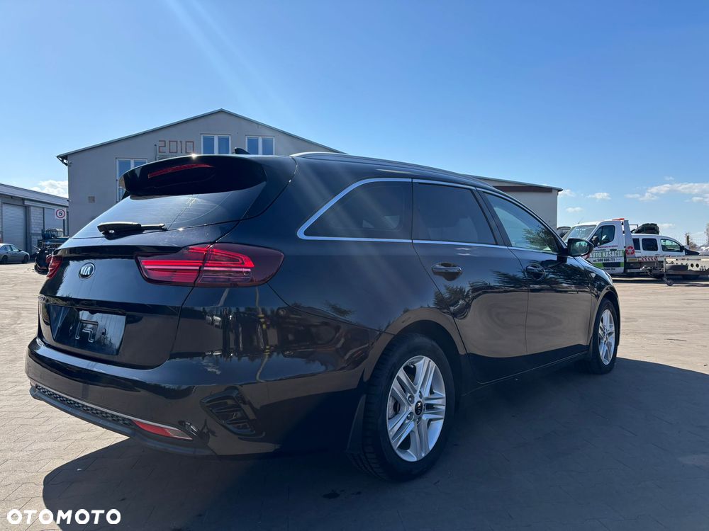 Kia Ceed 2018 1.4 B 140 KM  G4LDK CD NEW BROWN EXT LEATHER BEIGE - 11