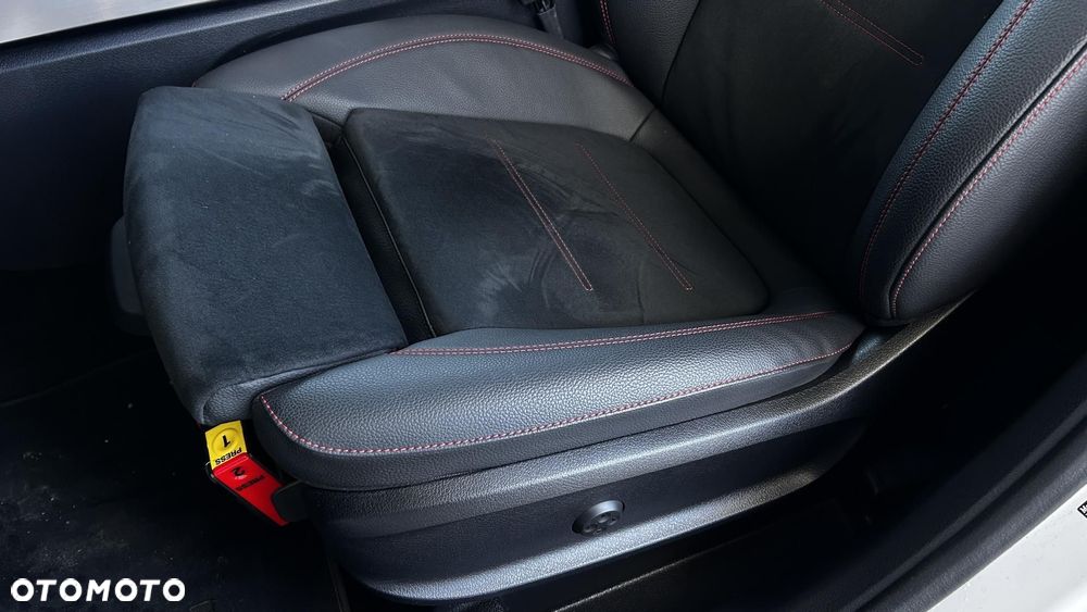 Mercedes-Benz GLB 200 d 4-Matic AMG Line 8G-DCT - 11