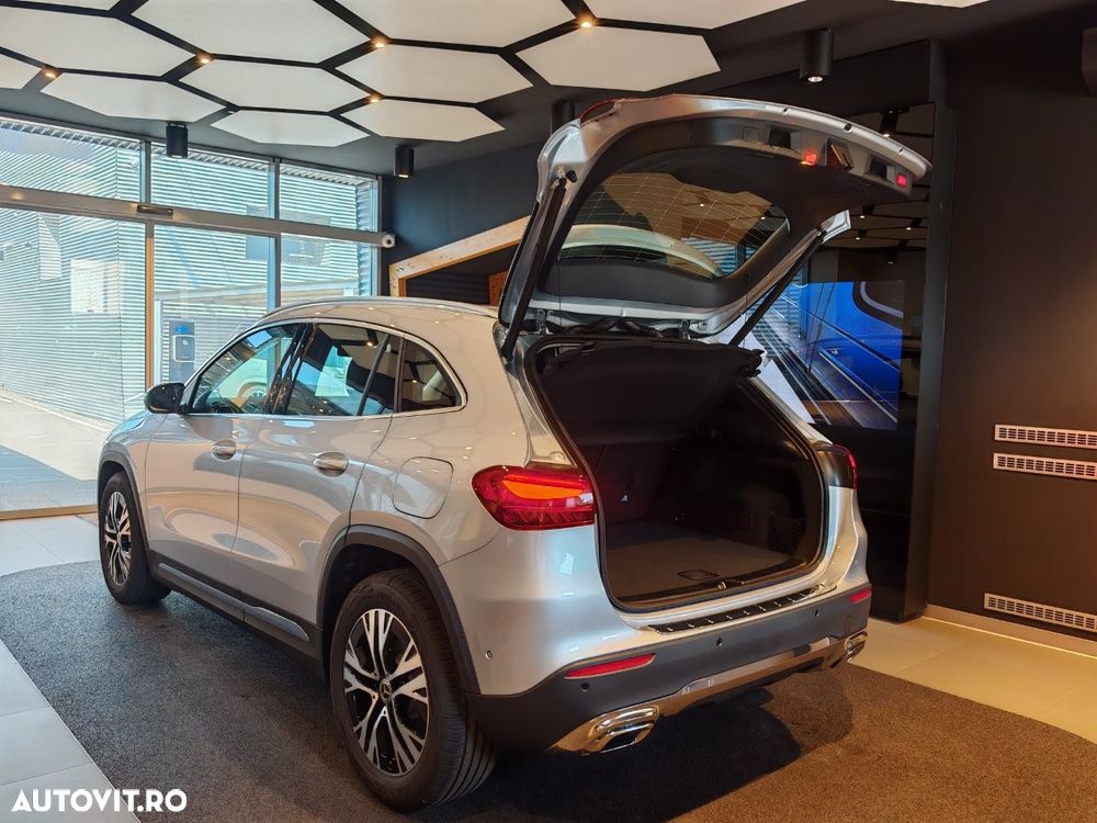 Mercedes-Benz GLA 180 MHEV - 15