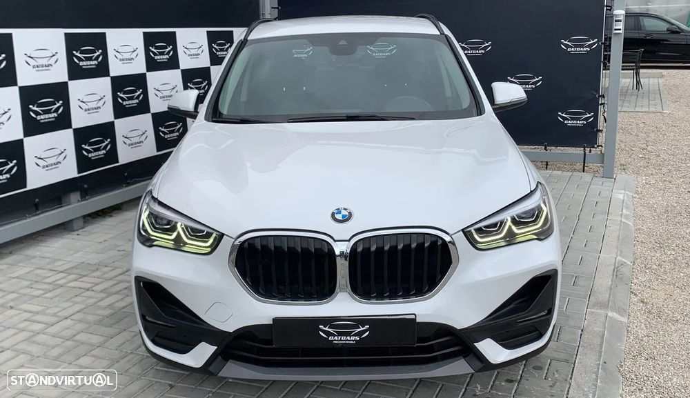 BMW X1 25 e xDrive Corporate Edition - 3