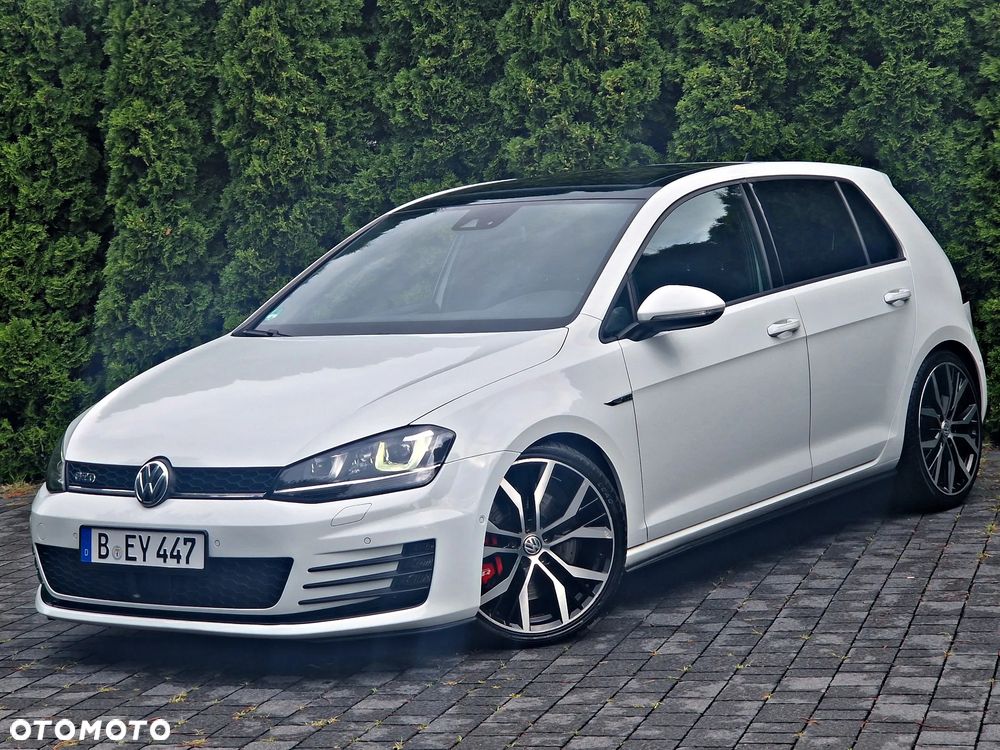 Volkswagen Golf GTD 2.0 TDI SCR DSG - 2