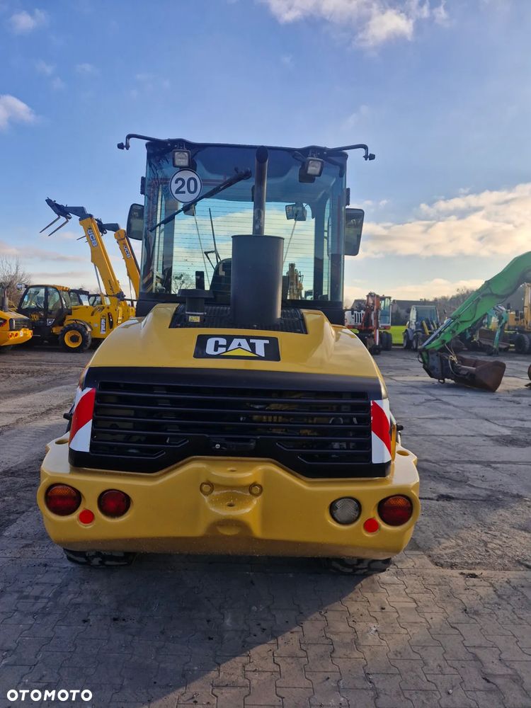 Caterpillar 908H2 - 5