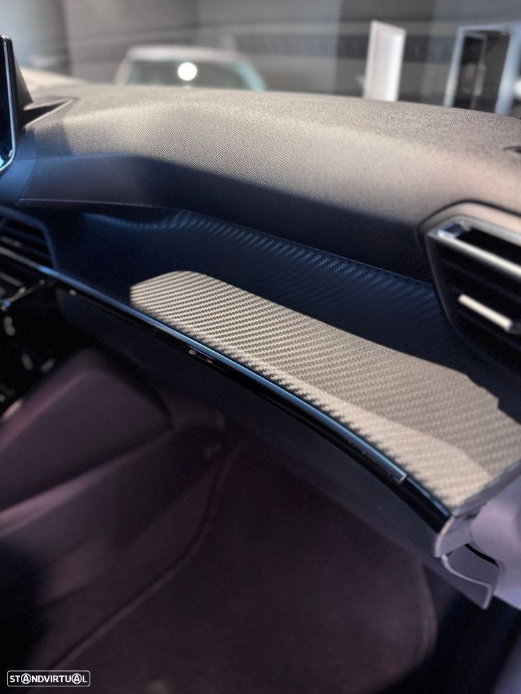 Peugeot 2008 1.2 PureTech Allure Pack - 36