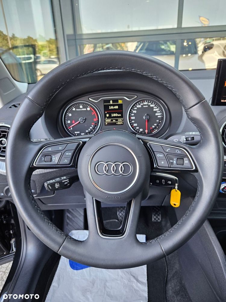 Audi Q2 - 13