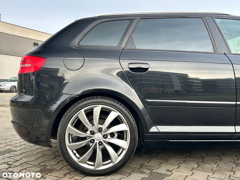 Audi A3 Sportback 1.8 TFSI Ambition - 24