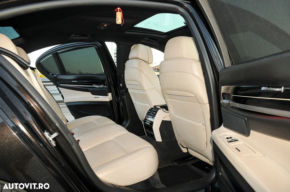 BMW Seria 7 740d xDrive Aut. - 15
