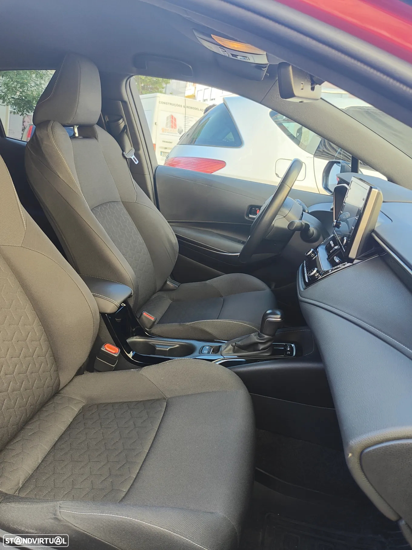 Toyota Corolla 1.8 Hybrid Square Collection - 9