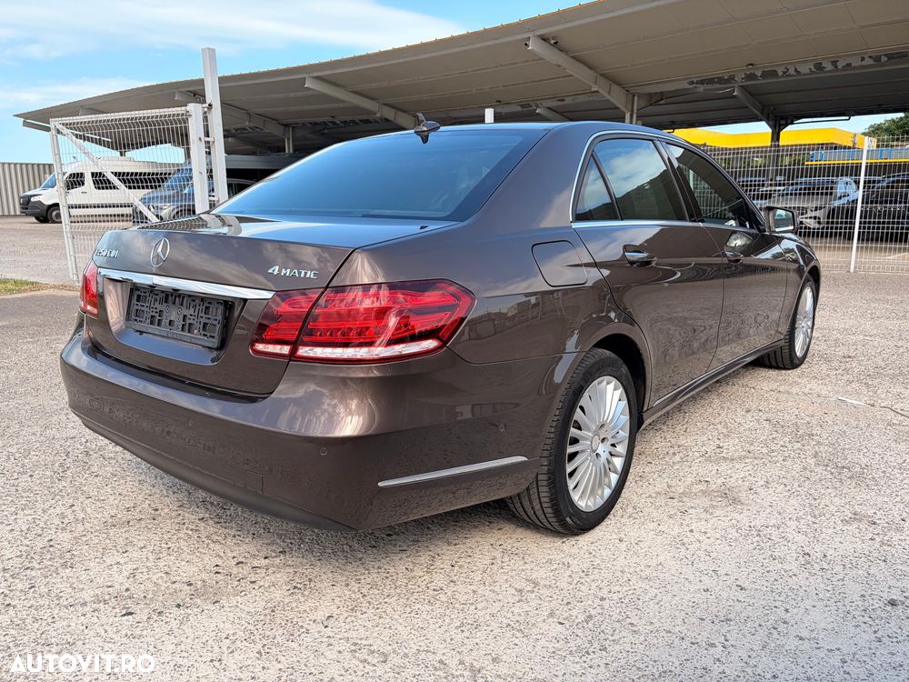 Mercedes-Benz E 2013 photo 4