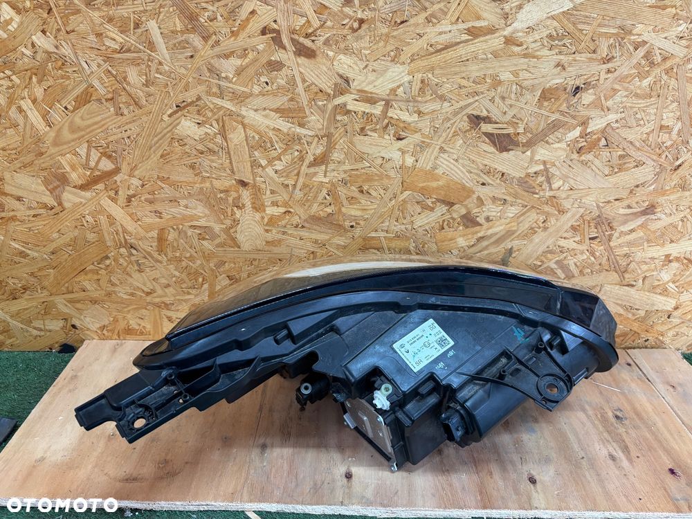 Renault Captur II Lampa Lewa Full Led 260608054R L - 3