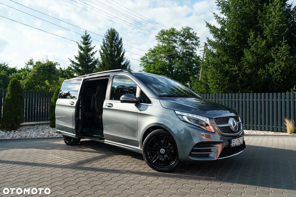 Mercedes-Benz Klasa V 300 d 9G-Tronic - 17