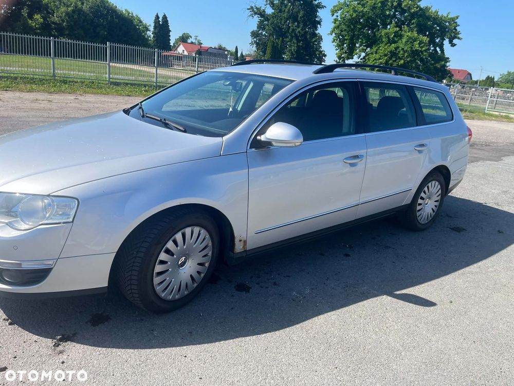 Volkswagen Passat 1.8 TSI Comfortline - 1