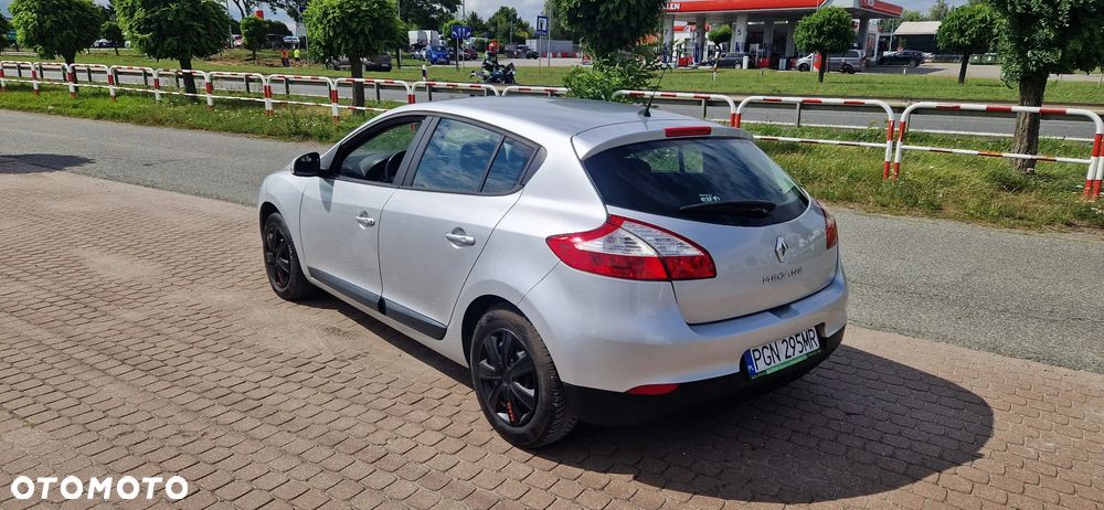 Renault Megane 1.6 16V Authentique - 6