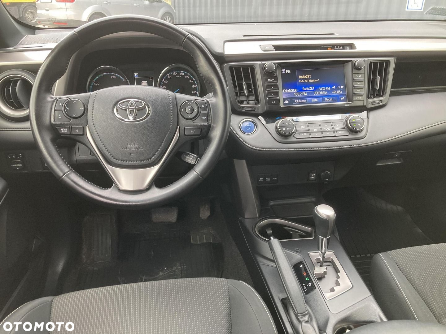 Toyota RAV4 - 22