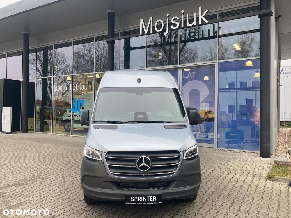 Mercedes-Benz Sprinter Sprinter - 4