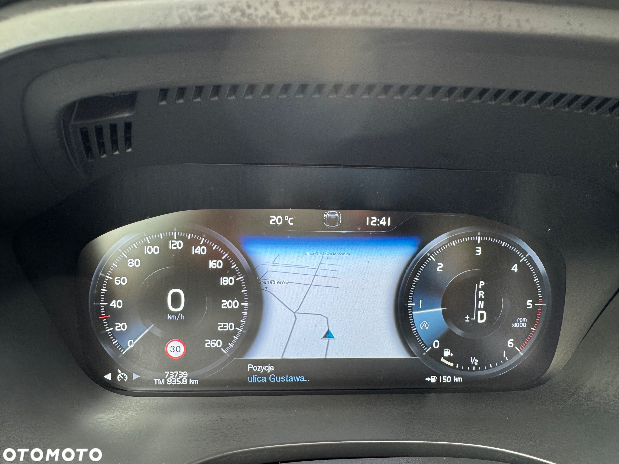 Volvo XC 60 B4 D Geartronic Momentum Pro - 32
