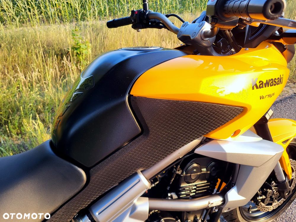 Kawasaki Versys 650 - 14