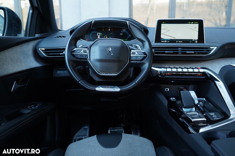 Peugeot 3008 PHEV EAT8 4X4 GT Pack - 14