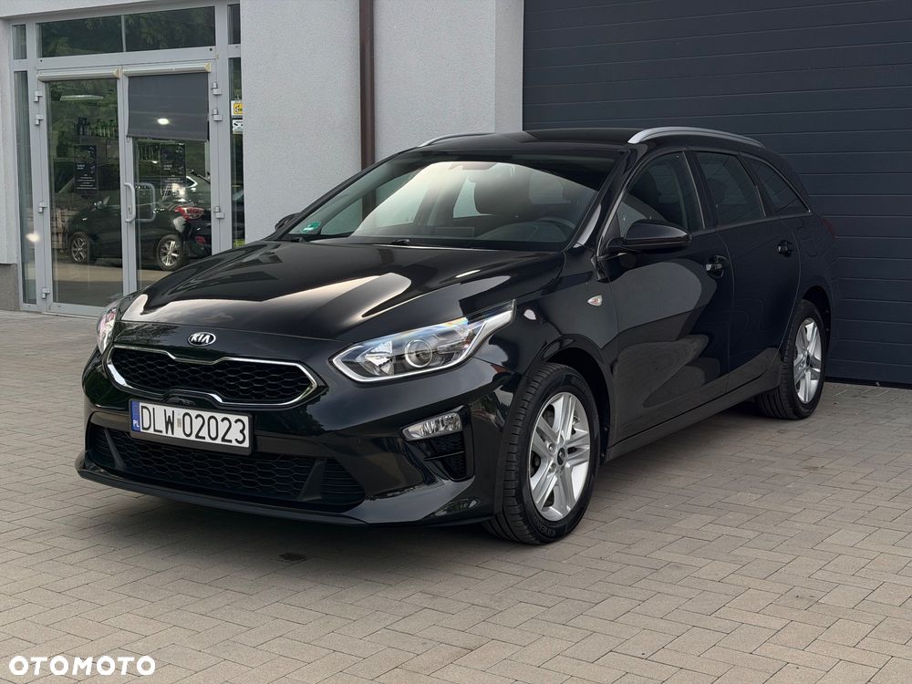 Kia Ceed 1.6 CRDi mHEV L Business Line DCT - 1