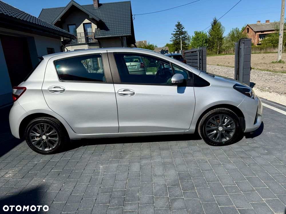Toyota Yaris Hybrid 1.5 VVT-i Y20 Club - 15