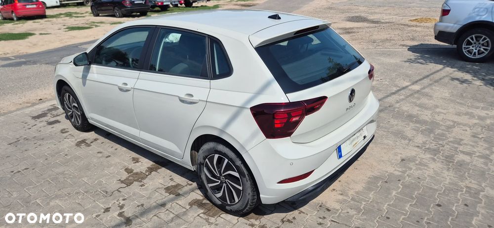 Volkswagen Polo 1.0 MPI Special Edition - 12