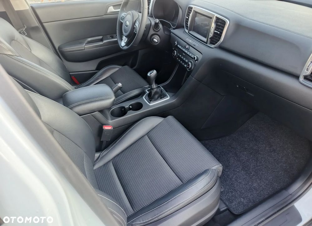 Kia Sportage 1.7 CRDI 2WD Vision - 9