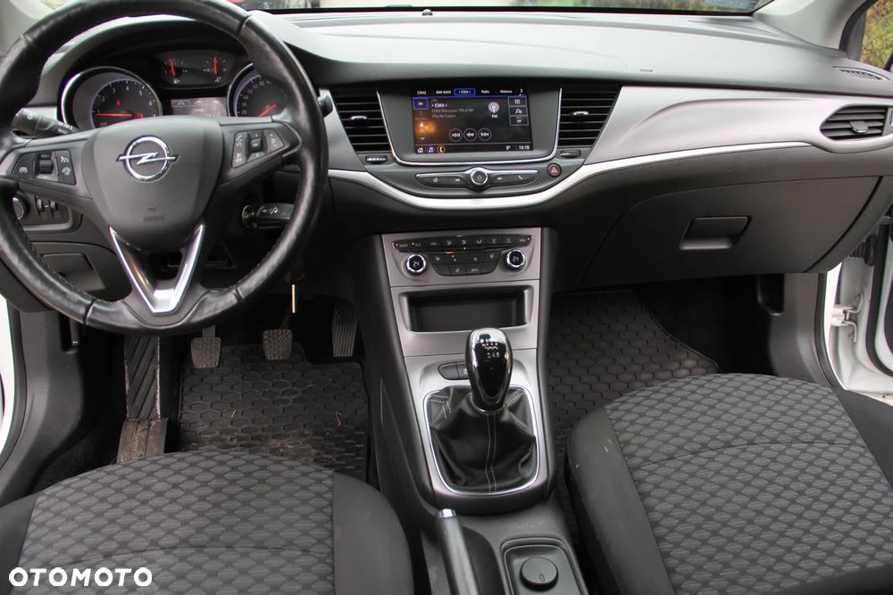 Opel Astra 1.2 T Elegance S&S - 8