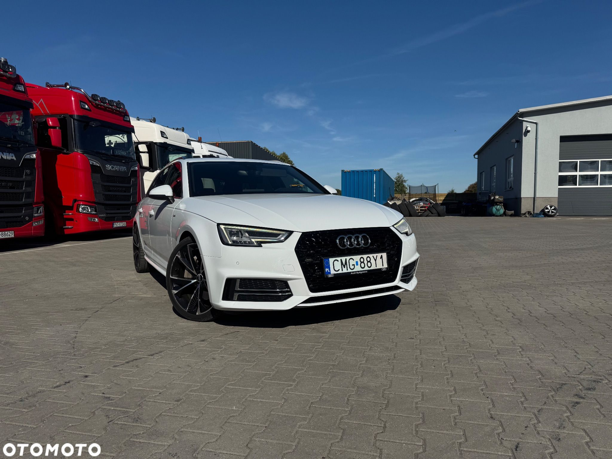 Audi A4 - 1