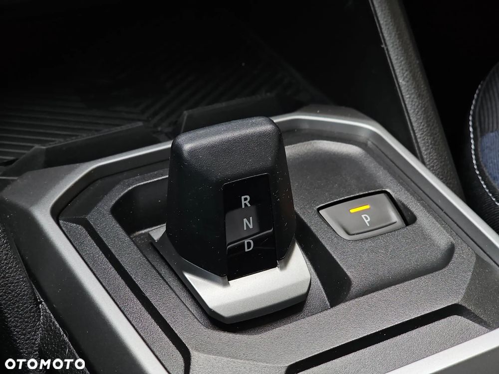 Dacia Duster 1.6 Full Hybrid 140 Journey MMT - 33