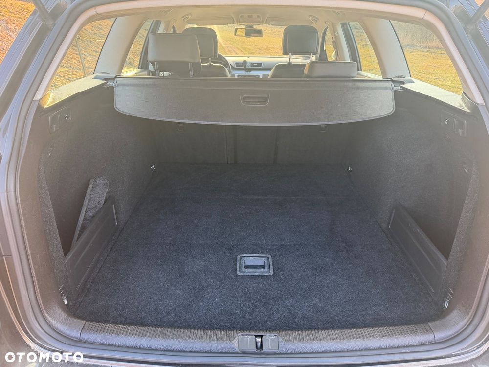 Volkswagen Passat 2.0 TDI Comfortline DSG - 17