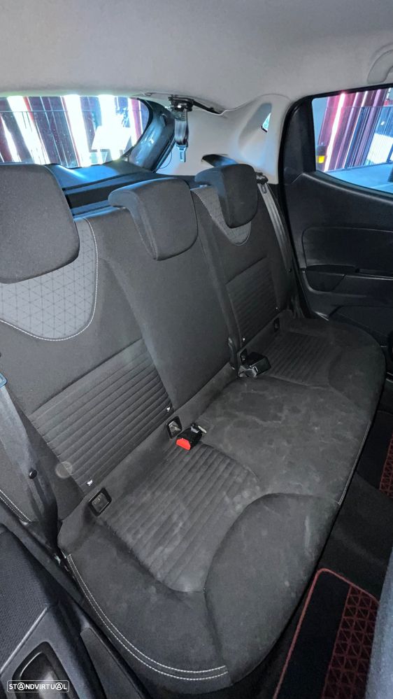 Renault Clio 1.5 dCi Dynamique S - 10