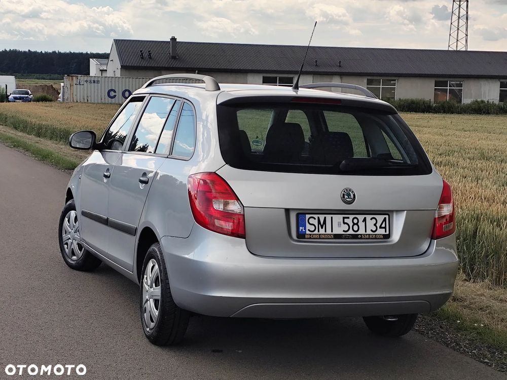 Skoda Fabia 1.4 16V Ambiente - 19