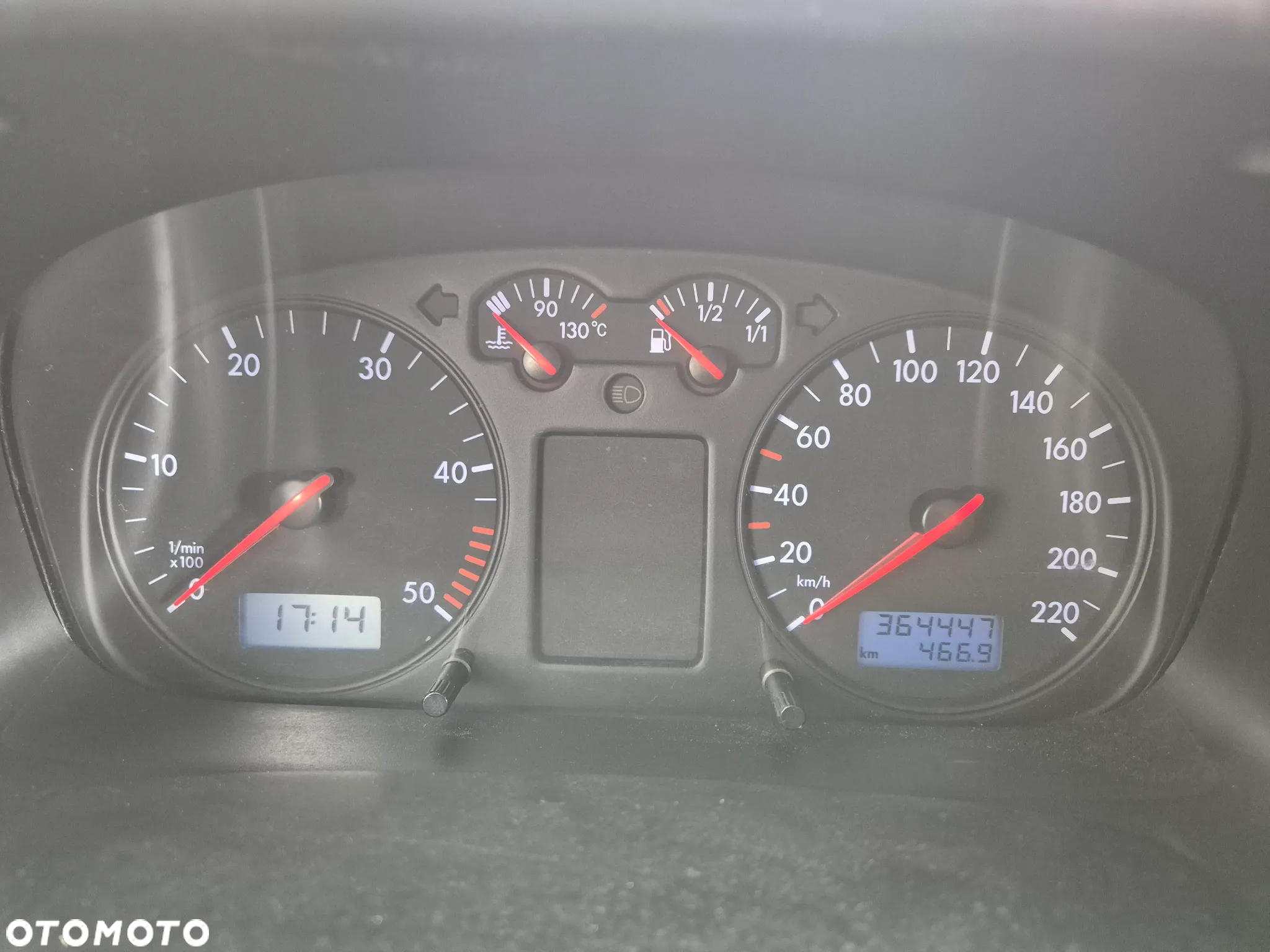 Volkswagen Caravelle TDI Basis / CL - 33