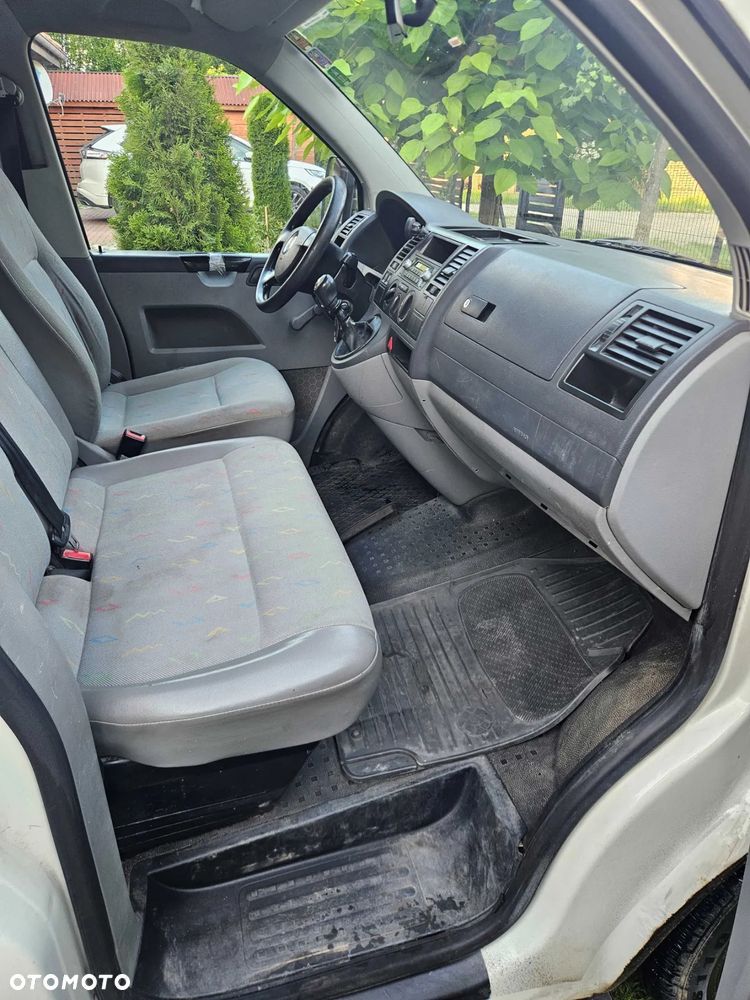 Volkswagen Transporter T5 - 10