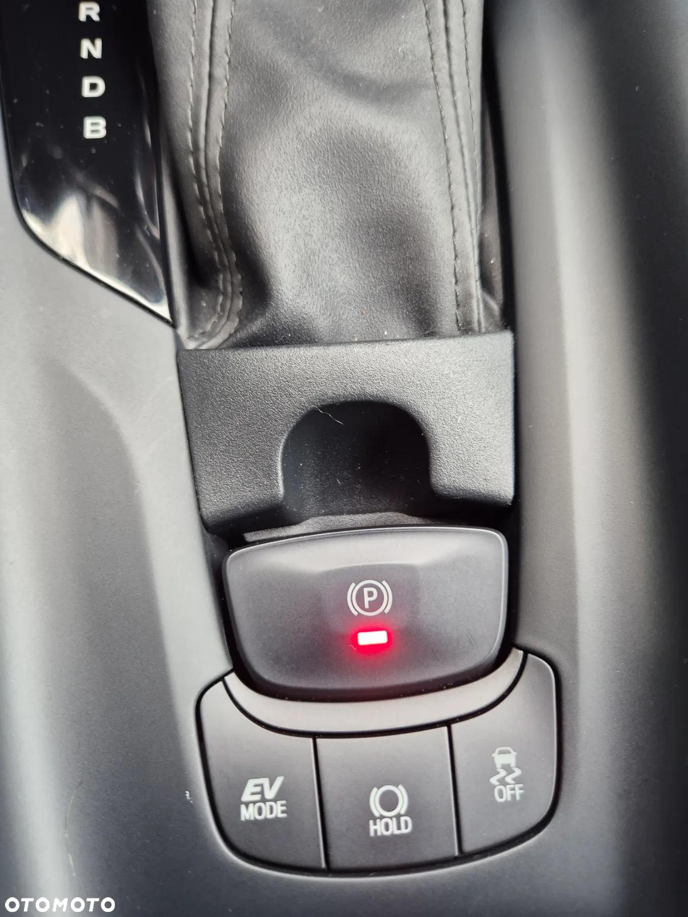 Toyota C-HR 1.8 Hybrid Executive - 11