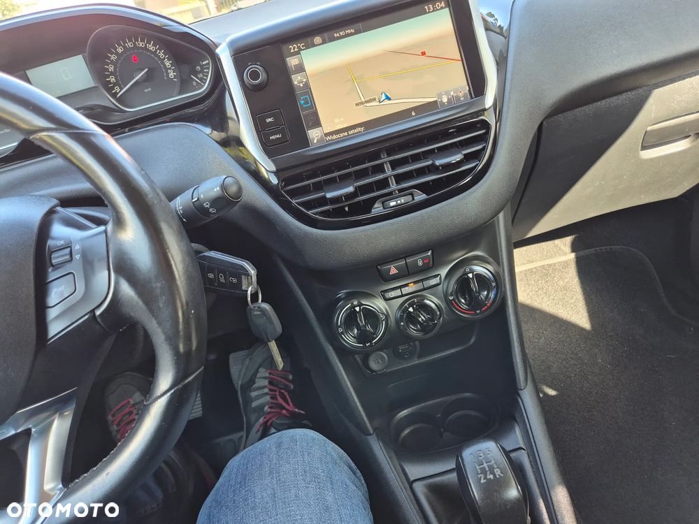 Peugeot 208 1.6 BlueHDi Active - 24