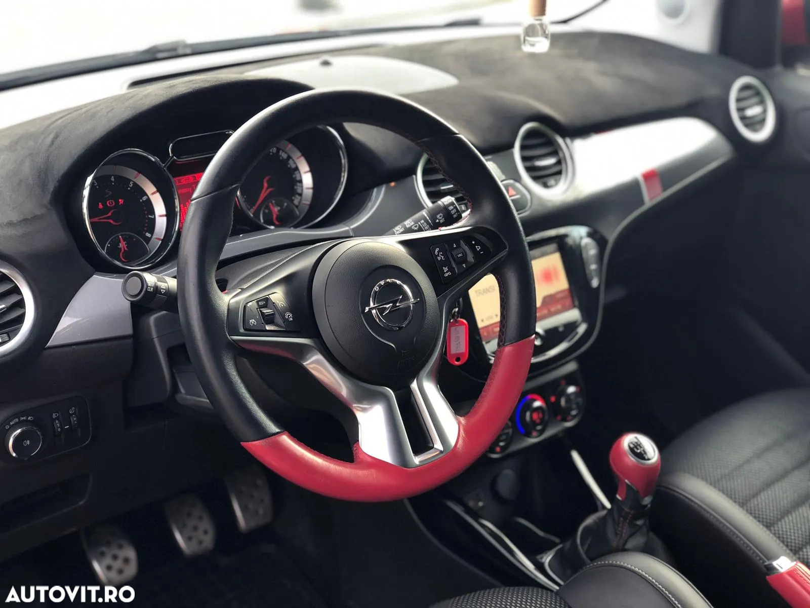 Opel Adam 1.4 Turbo ECOTEC Start/Stop ROCKS S - 8