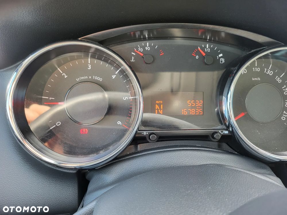 Peugeot 3008 e-HDi 115 ETG6 Stop&Start Allure - 14