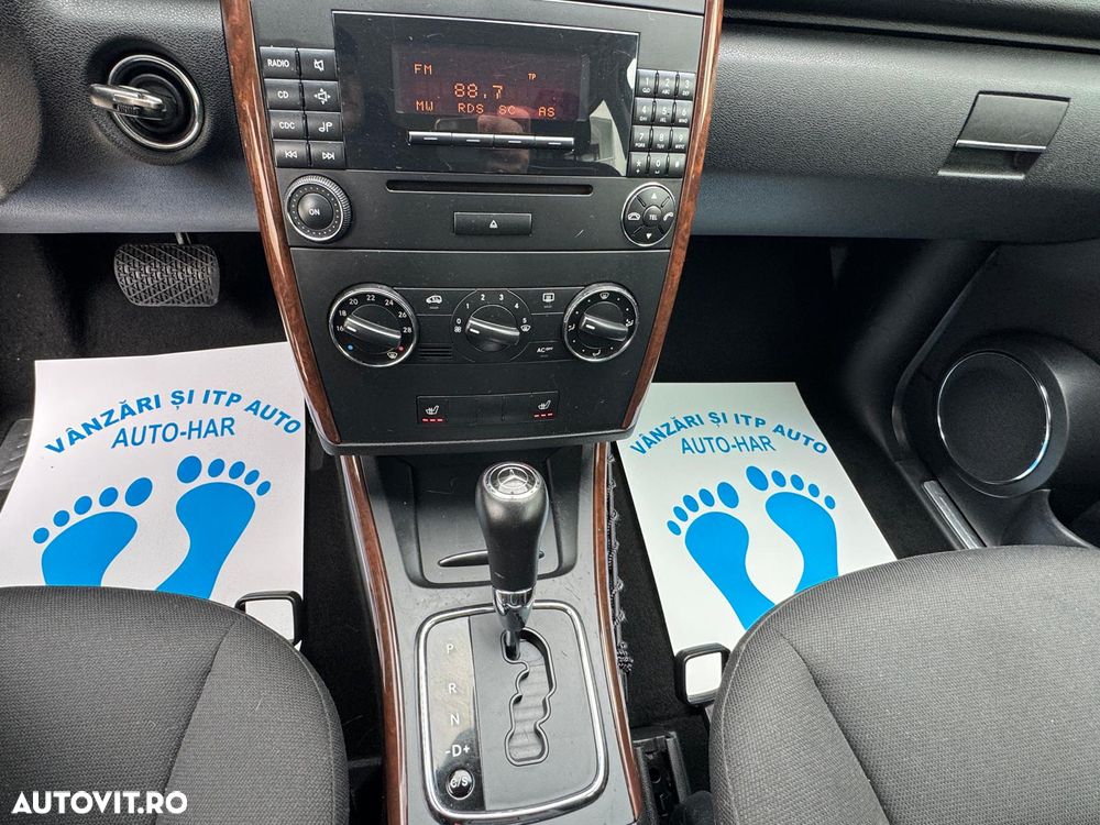 Mercedes-Benz A 150 Autotronic Elegance Grand Edition - 10