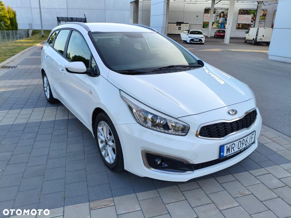 Kia Ceed - 1
