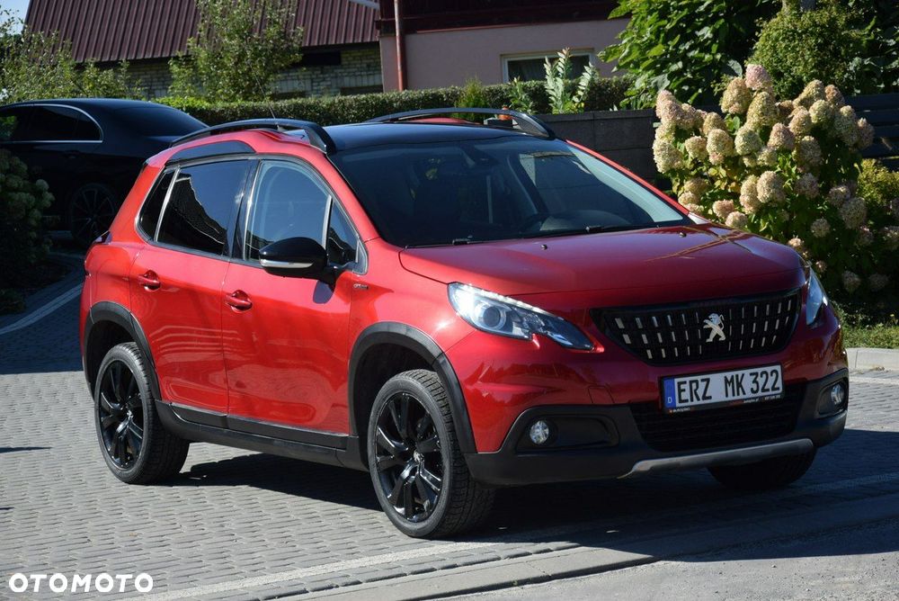 Peugeot 2008 1.2 Pure Tech Allure S&S - 2